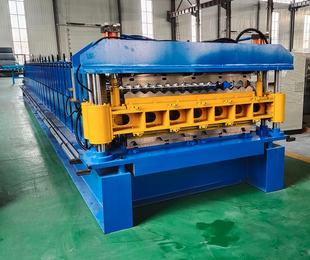 Multi Panel Roofing Roll Forming Machine In Texas USA