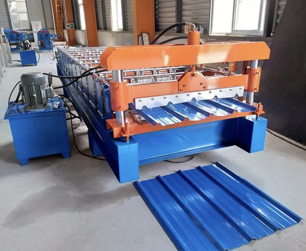 Panel roll forming machine in Honduras