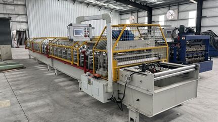 R Panel Metal Roofing Roll Forming Machine in Texas USA