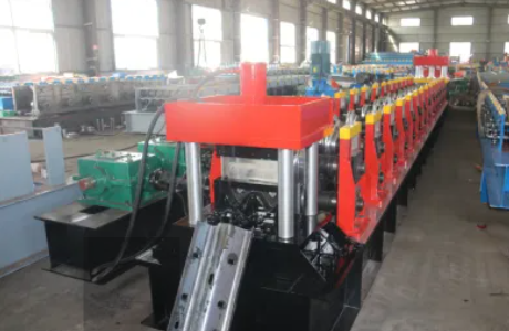 Road Crash Barrier or W Beam / Side Rail Guard Roll Forming Machine in Dongguan China