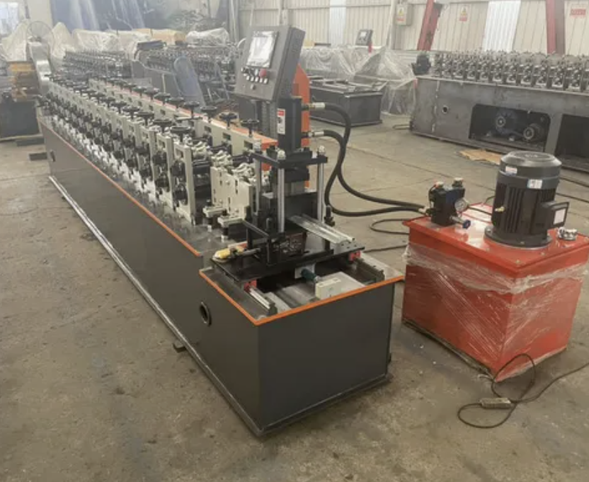 Roller shutter door roll forming machine in Egypt