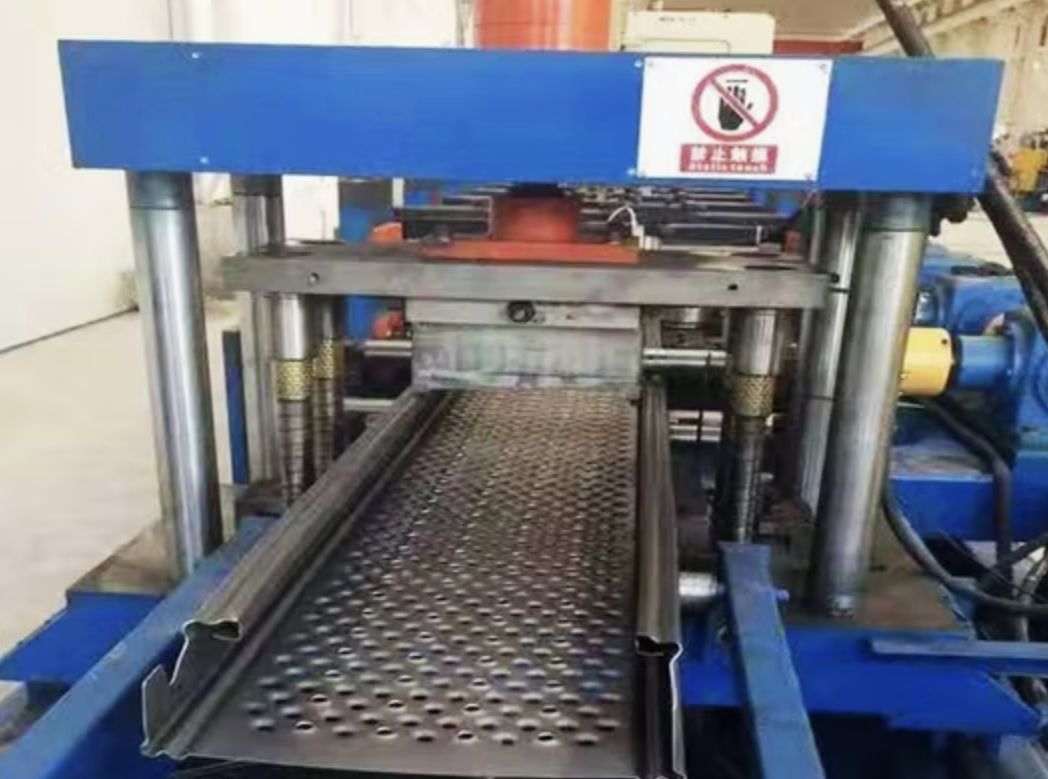 Scaffold platform roll forming machine in Trinidad and Tobago