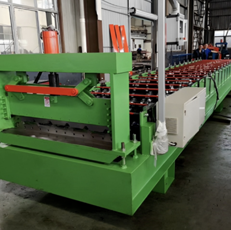 Sheet metal roll forming machine Poland