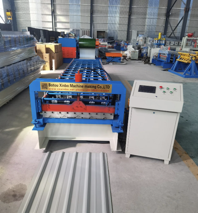 Sheet roll forming machine in Israel