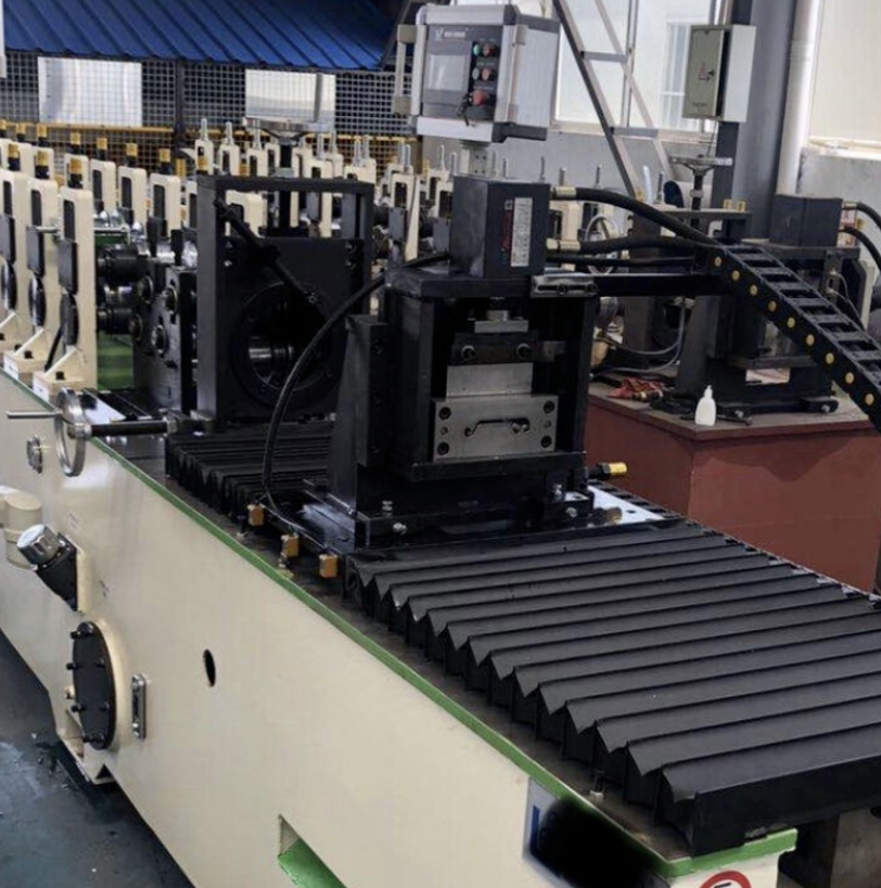 Shutter roll forming machine in Canada