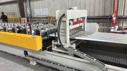 Wide Rib Deck Roll Forming Machine In The USA