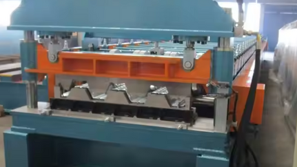 Wide Rib Roof Deck Roll Forming Machine – UAE
